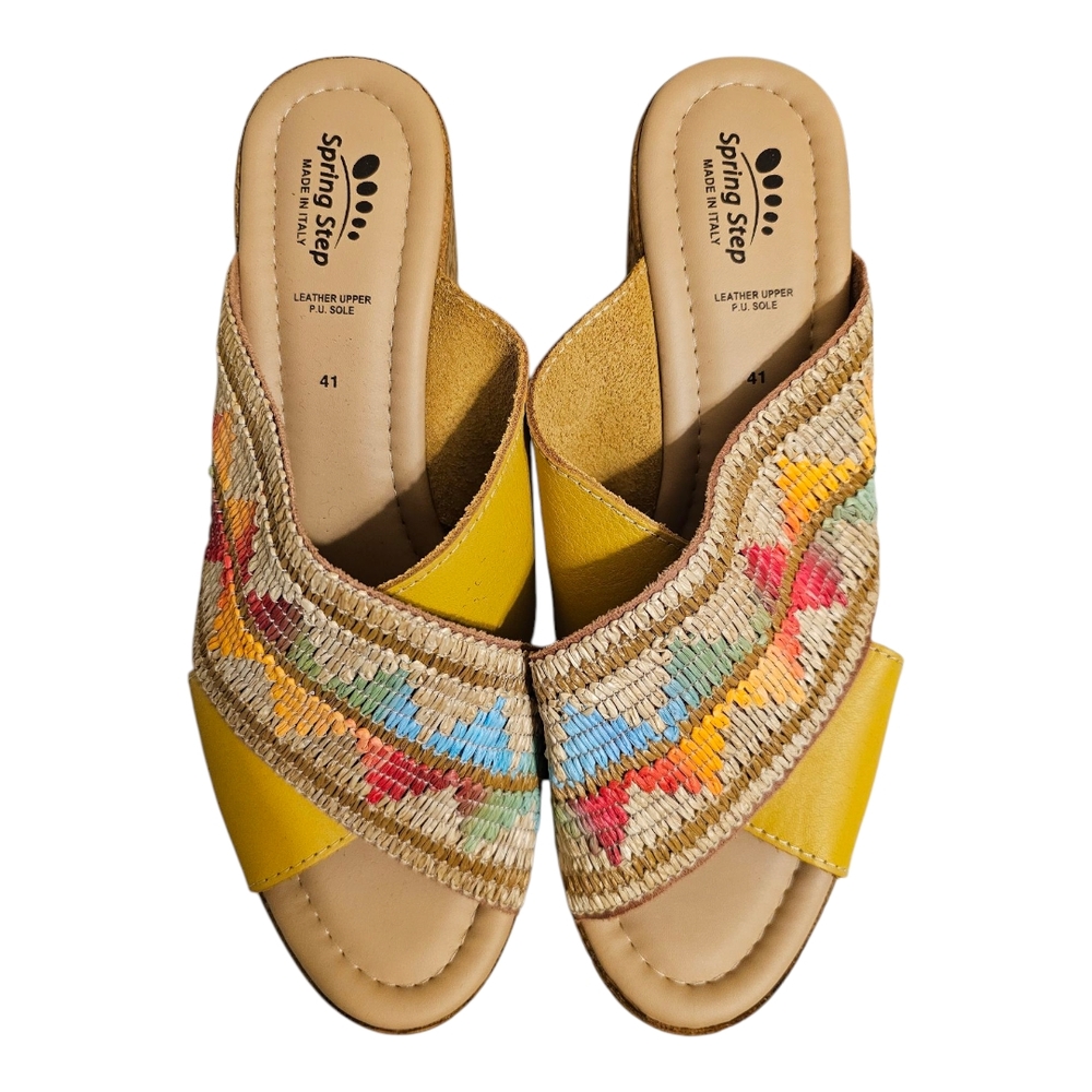 L' Artiste Spring Step Tribeca Cross-Band Heeled Sandals Shoes NWOB